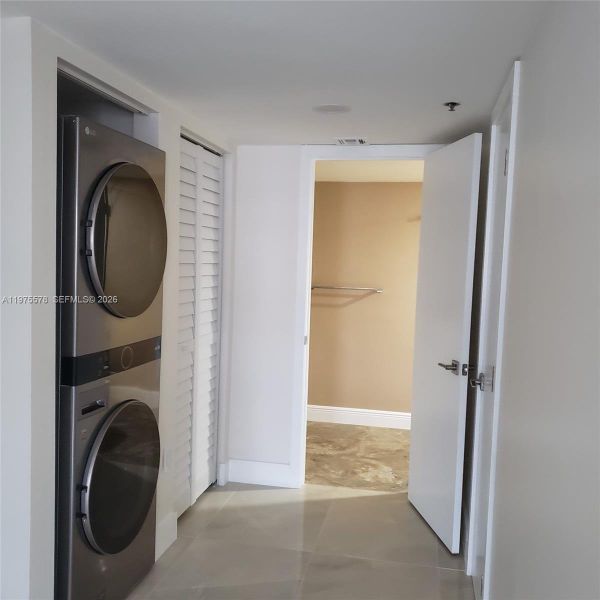 Image 19 of a home in .