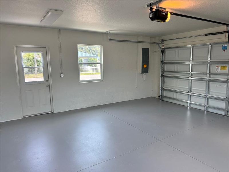 Spacious, unfurnished interior of a new home in , Zephyrhills (Image 49). Spacious, unfurnished interior of a new home in , Zephyrhills (Image 49).