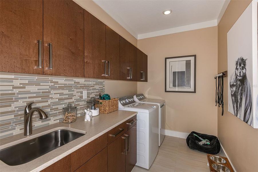 Furnished interior view inside a new home in Cresswind Lakewood Ranch, Lakewood Ranch (Image 39). Furnished interior view inside a new home in Cresswind Lakewood Ranch, Lakewood Ranch (Image 39).