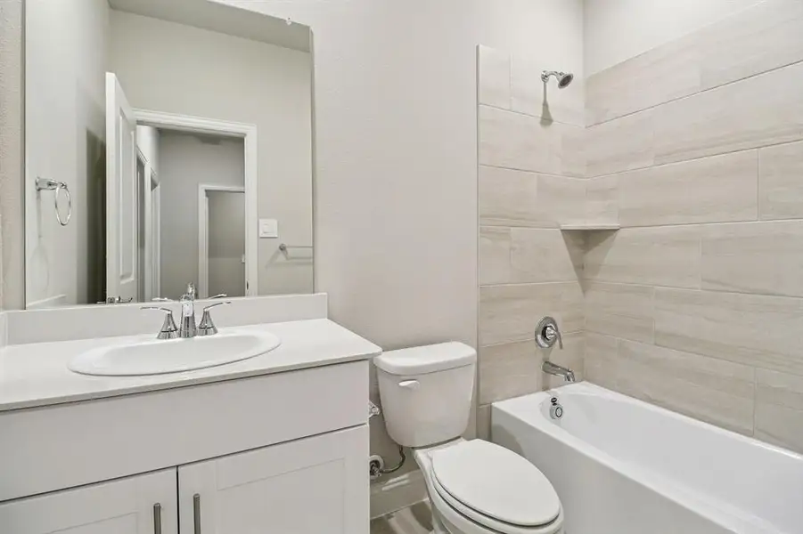 Furnished interior view inside a new home in Lakehaven - Premier Series, Farmersville (Image 10).