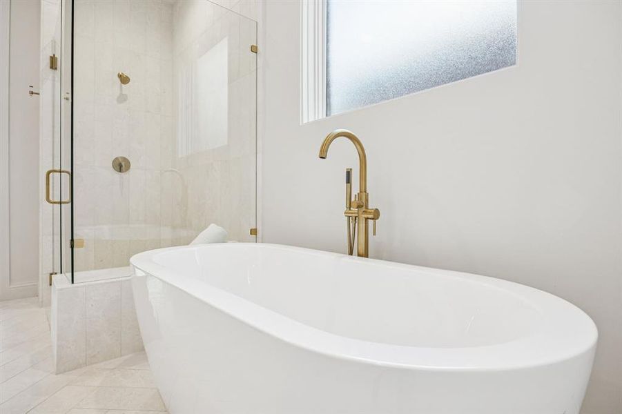 Close-up of interior finishes inside a home in , Dallas (Image 17).