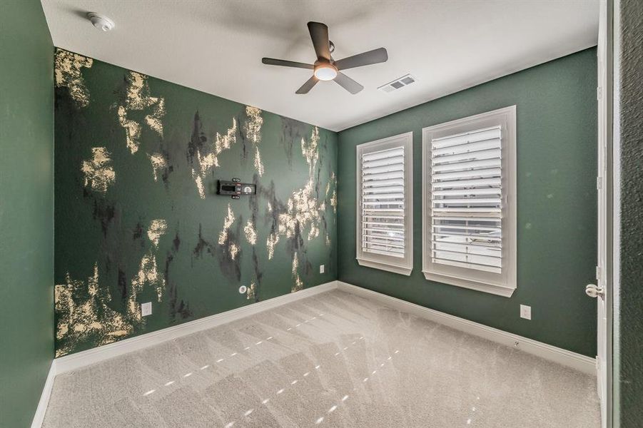 Spacious, unfurnished interior of a new home in Pecan Square, Northlake (Image 30).