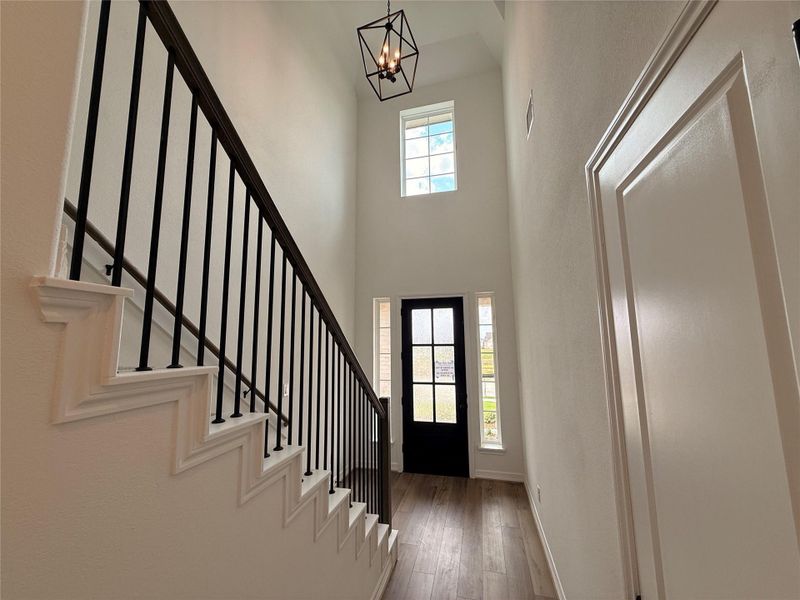 Spacious, unfurnished interior of a new home in Wildrye, Waller (Image 21).