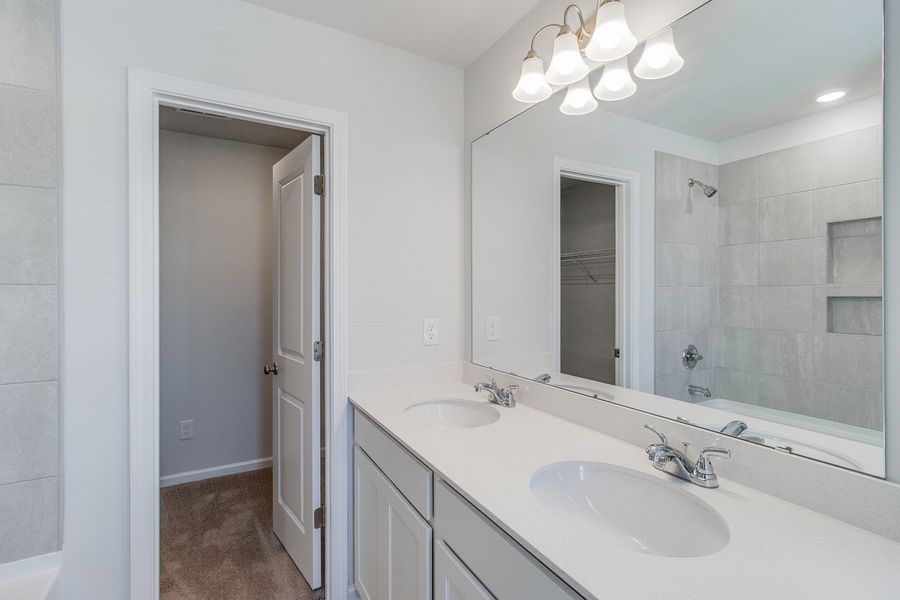 Furnished interior view inside a new home in Haynes Park, Columbia (Image 11).