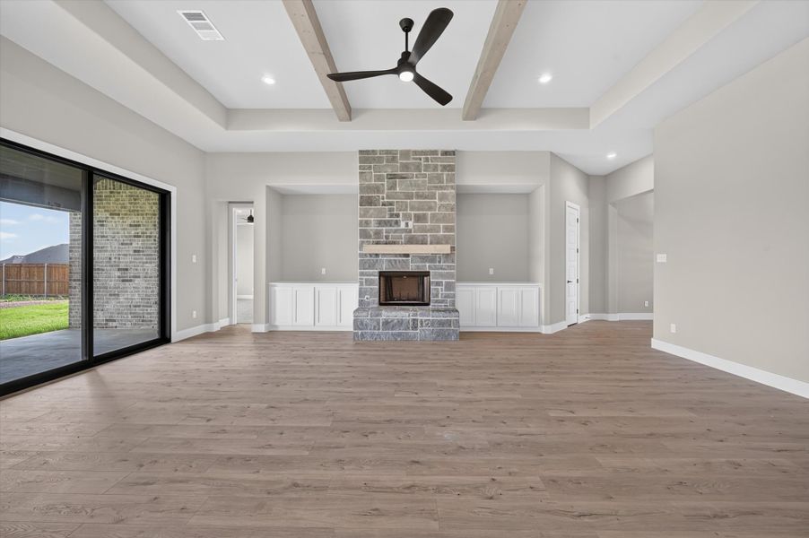 Spacious, unfurnished interior of a new home in Coyote Crossing, Godley (Image 25). Spacious, unfurnished interior of a new home in Coyote Crossing, Godley (Image 25).