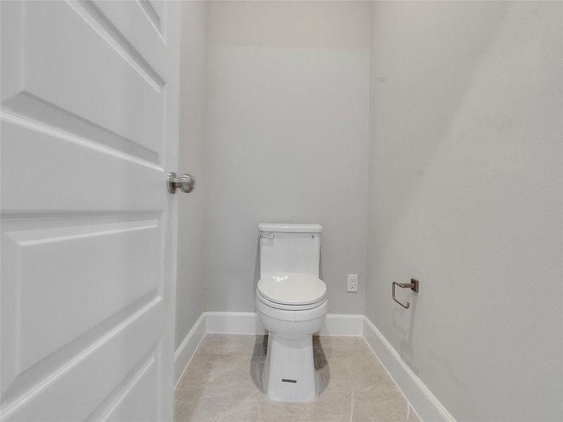 Water closet - Primary Bath