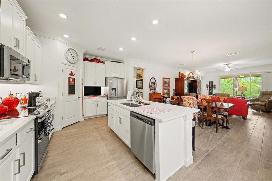 Furnished interior view inside a new home in , Land O' Lakes (Image 11).