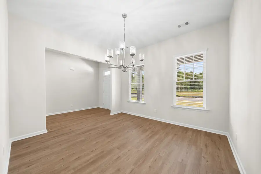 Spacious, unfurnished interior of a new home in Ramsey Landing, Rincon (Image 18).