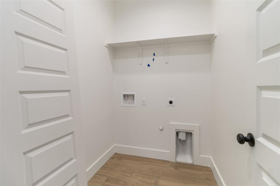Spacious, unfurnished interior of a new home in , Wimberley (Image 23). Spacious, unfurnished interior of a new home in , Wimberley (Image 23).