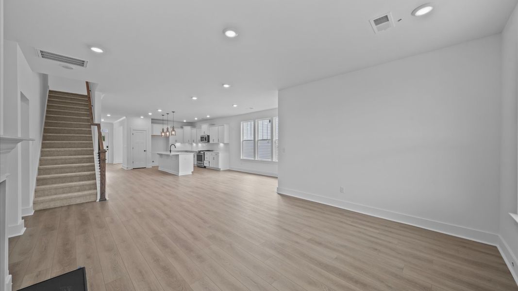 First-class family room offering comfort and style with an elegant balance of space and detail First-class family room offering comfort and style with an elegant balance of space and detail