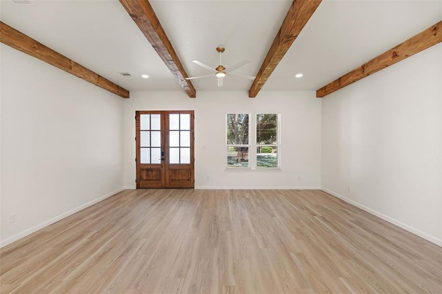 Spacious, unfurnished interior of a new home in , Granbury (Image 24). Spacious, unfurnished interior of a new home in , Granbury (Image 24).