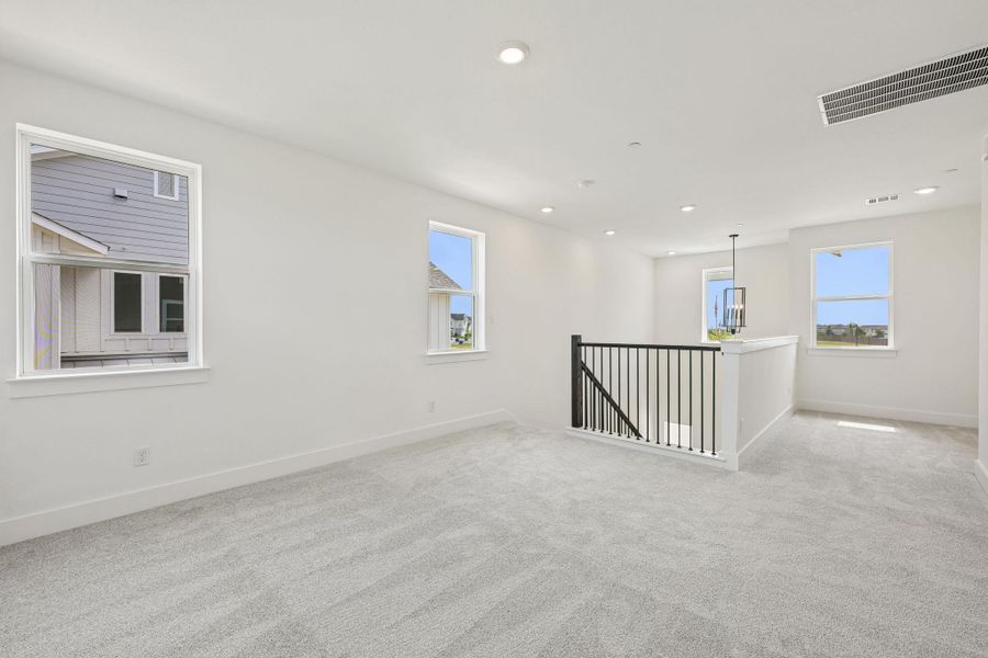 Spacious, unfurnished interior of a new home in Avery Centre, Round Rock (Image 34). Spacious, unfurnished interior of a new home in Avery Centre, Round Rock (Image 34).