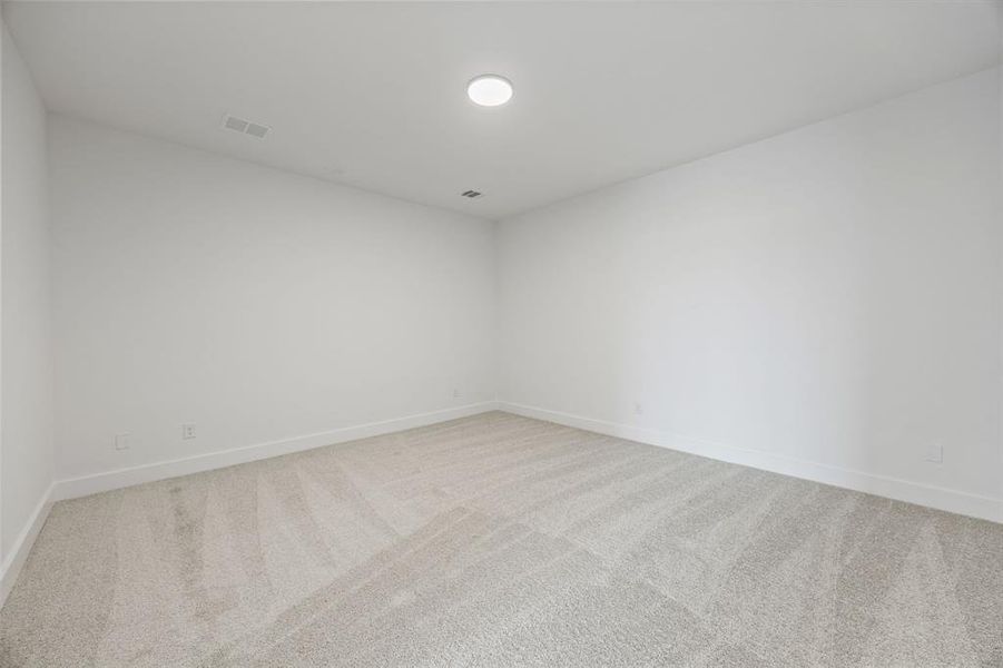 Spacious, unfurnished interior of a new home in Chatham Reserve, Providence Village (Image 18).