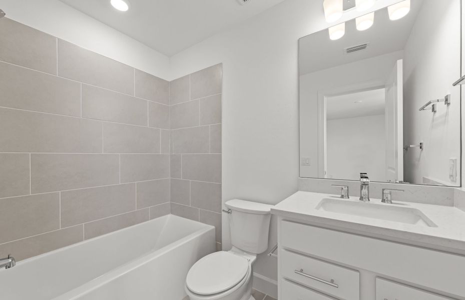 Furnished interior view inside a new home in TerraWalk at Babcock Ranch, Alva (Image 10). Furnished interior view inside a new home in TerraWalk at Babcock Ranch, Alva (Image 10).