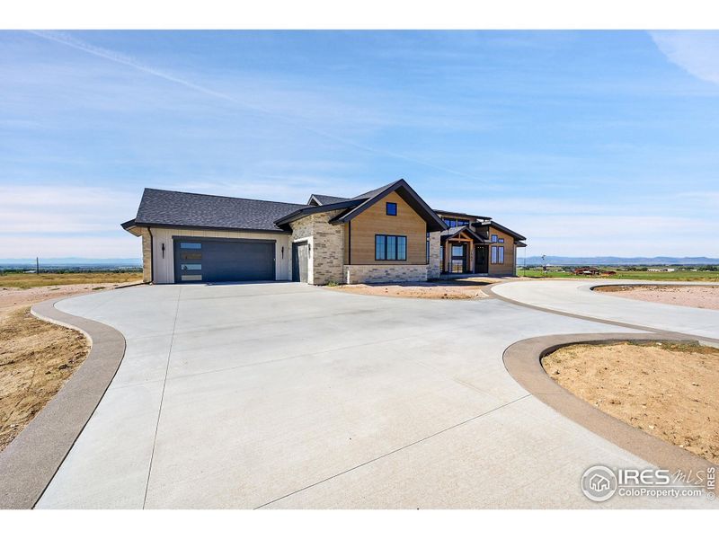 Image 40 of a home in .