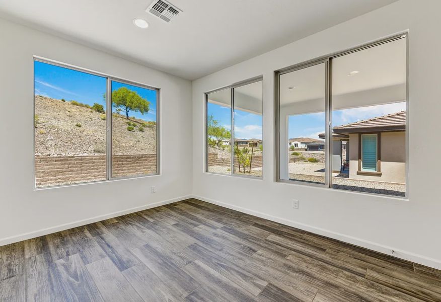 Dining - 12 of 25 Dining - 12 of 25