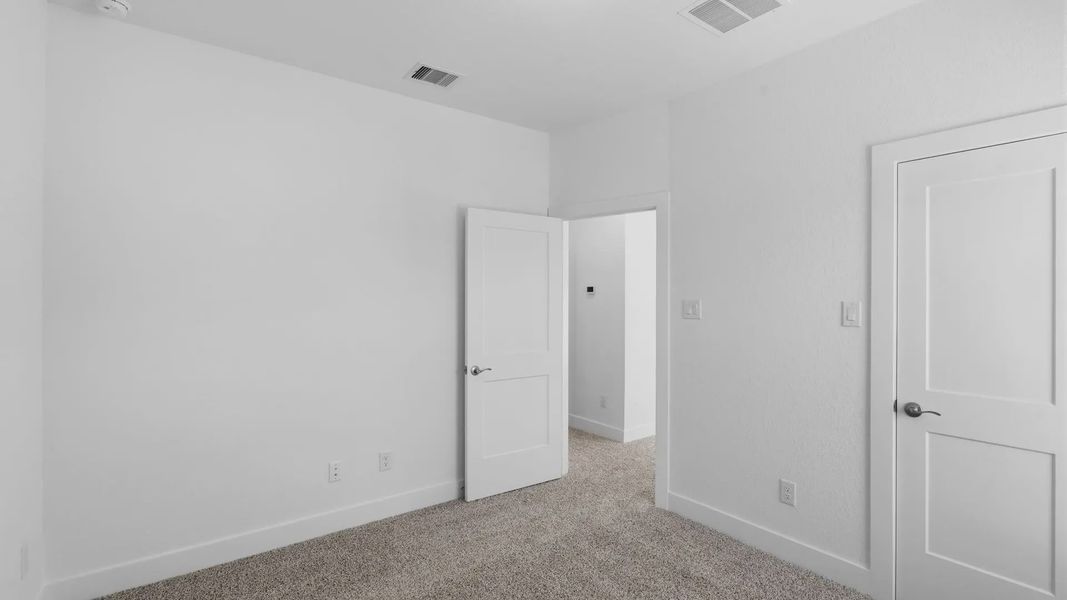 Spacious, unfurnished interior of a new home in Emory Glen, Magnolia (Image 28).