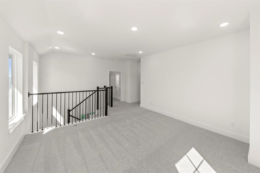 21. 4100 Explorer - Game (2)