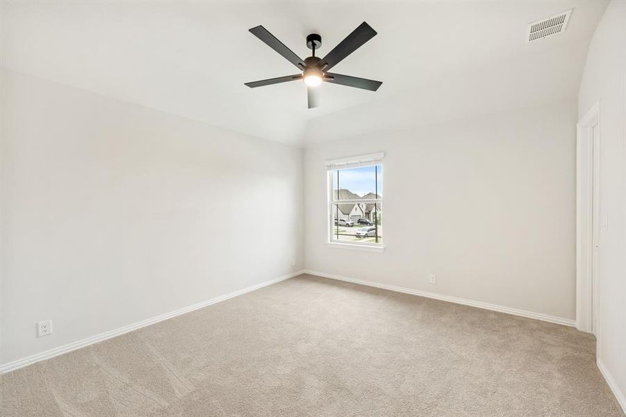 Spacious, unfurnished interior of a new home in Devonshire Classic 60-65, Forney (Image 29). Spacious, unfurnished interior of a new home in Devonshire Classic 60-65, Forney (Image 29).