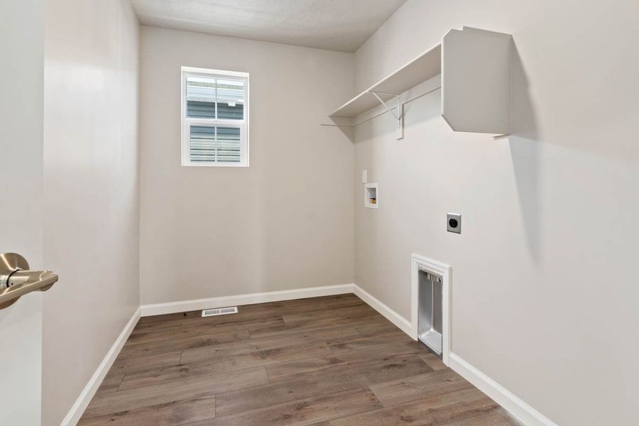 Spacious, unfurnished interior of a new home in Bradley Heights, Colorado Springs (Image 33). Spacious, unfurnished interior of a new home in Bradley Heights, Colorado Springs (Image 33).