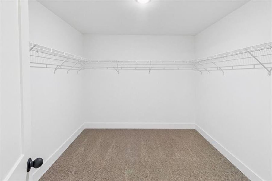 Image 38 of a home in .