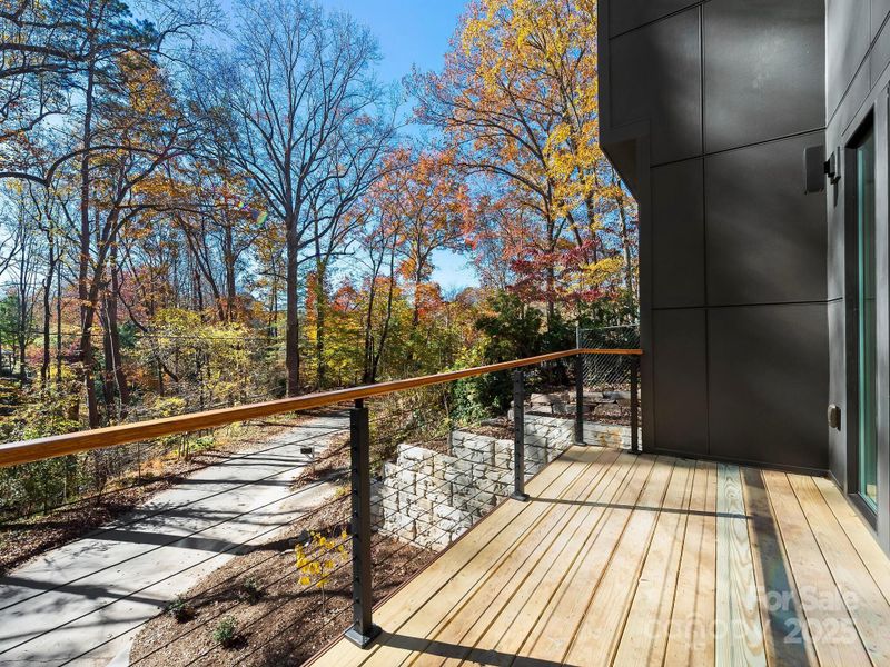 Peaceful and private