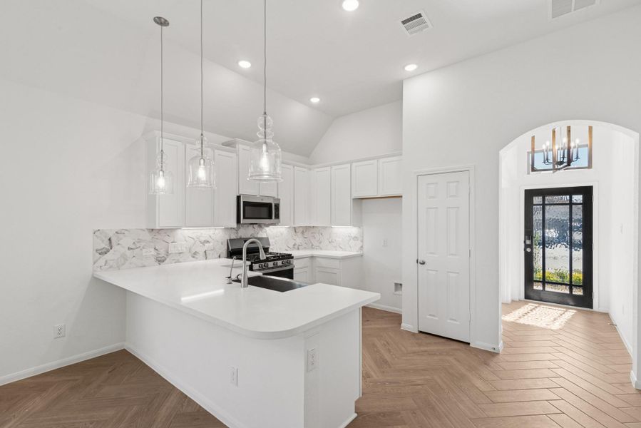 Lovely kitchen (*Photo not of actual home and used for illustration purposes only.)