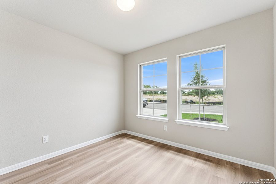 Spacious, unfurnished interior of a new home in Mesquite Ridge, San Antonio (Image 27). Spacious, unfurnished interior of a new home in Mesquite Ridge, San Antonio (Image 27).