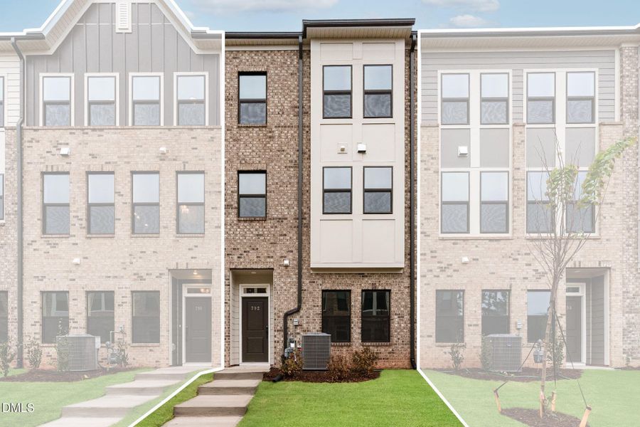 2-web-or-mls-DSC07497-Townhome Spotlight 2-web-or-mls-DSC07497-Townhome Spotlight