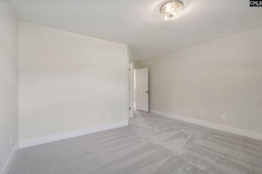 Spacious, unfurnished interior of a new home in Blythewood Farms, Blythewood (Image 24).