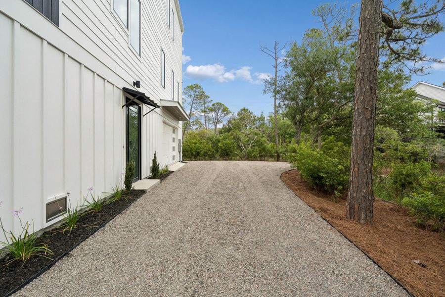 Exterior details and patio area of a home in , Folly Beach (Image 35).