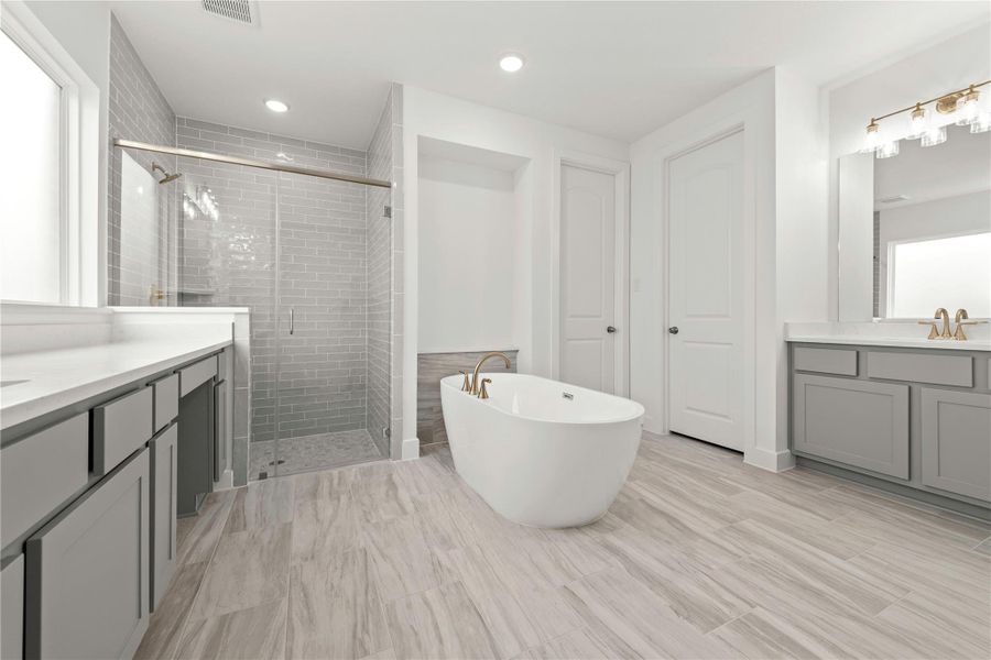 Representative image. Features, specifications, selections and colors may vary. Representative image. Features, specifications, selections and colors may vary.