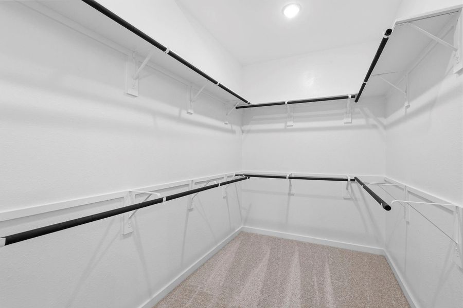 Spacious, unfurnished interior of a new home in Sienna 45', 50', Missouri City (Image 19).