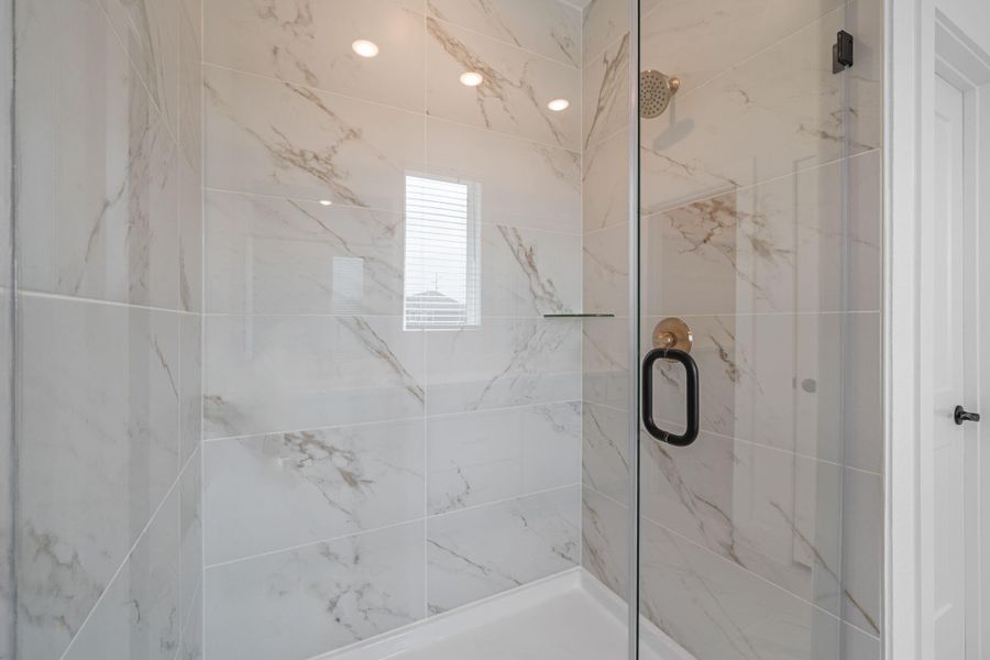 Close-up of interior finishes inside a home in Sienna, Missouri City (Image 13).
