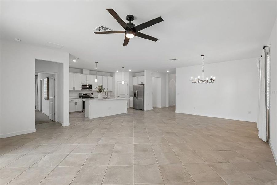 Spacious, unfurnished interior of a new home in , Lakewood Ranch (Image 32). Spacious, unfurnished interior of a new home in , Lakewood Ranch (Image 32).