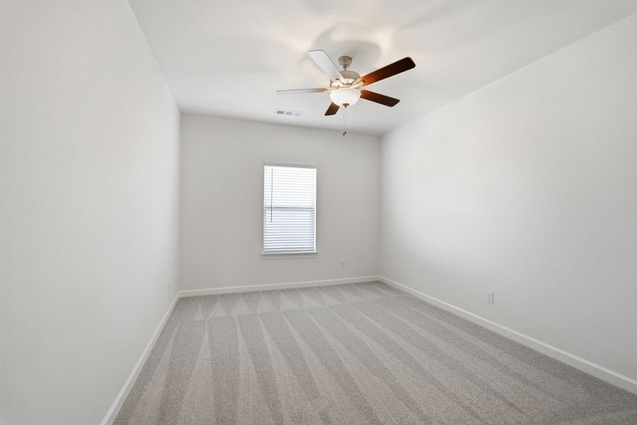 Spacious, unfurnished interior of a new home in Green Meadows, Celina (Image 54).
