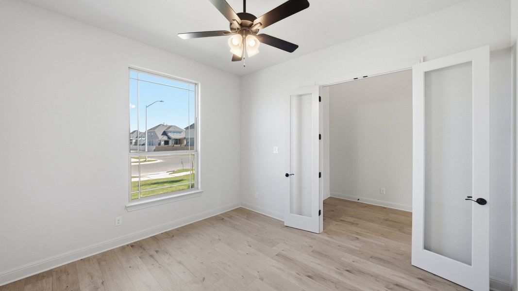 Furnished interior view inside a new home in Hawkes Landing, Leander (Image 10).