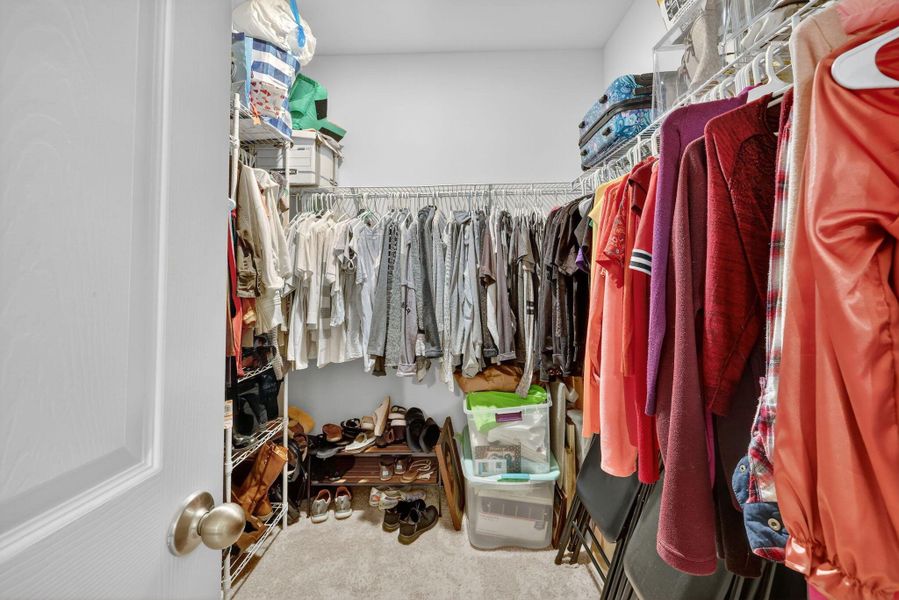 Image 35 of a home in .