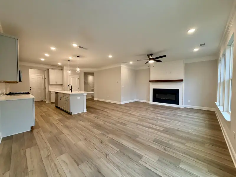Spacious, unfurnished interior of a new home in Villas at Dawsonville Townhomes, Dawsonville (Image 17). Spacious, unfurnished interior of a new home in Villas at Dawsonville Townhomes, Dawsonville (Image 17).