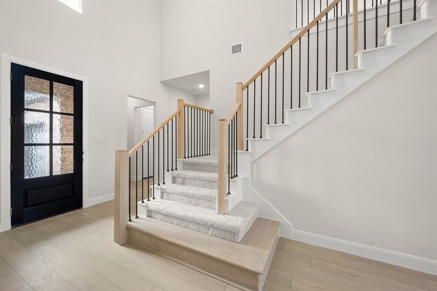 609 Bunchberry- Entry