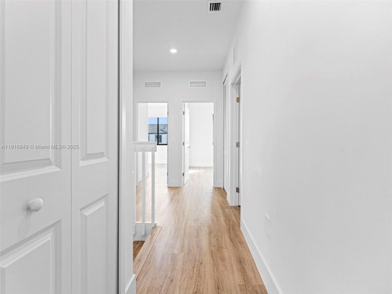 Spacious, unfurnished interior of a new home in , Homestead (Image 33). Spacious, unfurnished interior of a new home in , Homestead (Image 33).