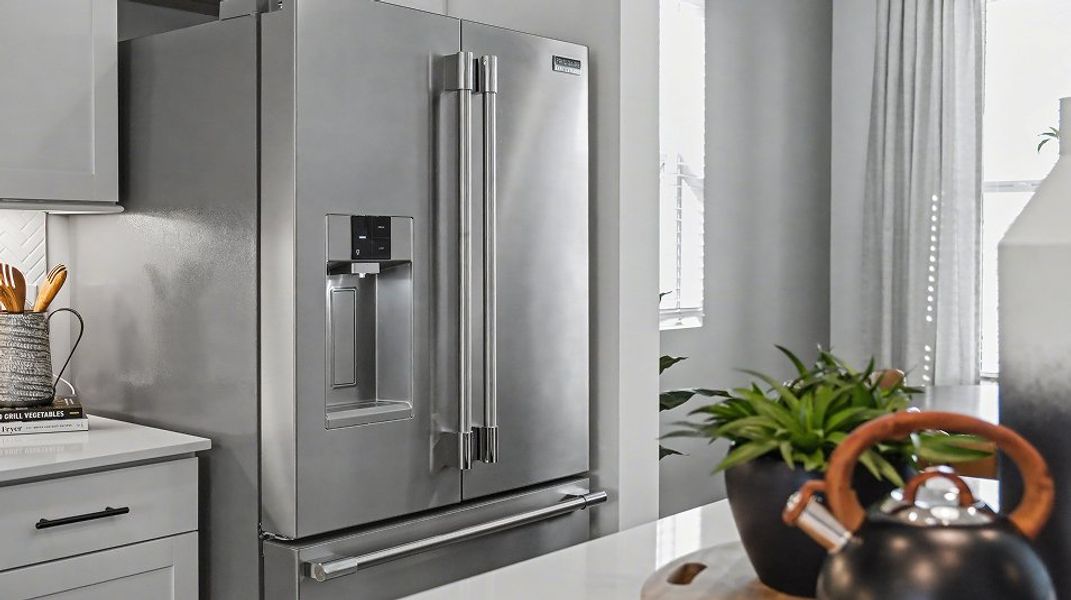 City Vista Haggard Kitchen EI Refrigerator City Vista Haggard Kitchen EI Refrigerator