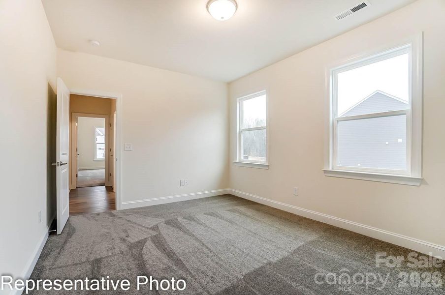 Spacious, unfurnished interior of a new home in The Enclave at Laurelbrook, Sherrills Ford (Image 11).