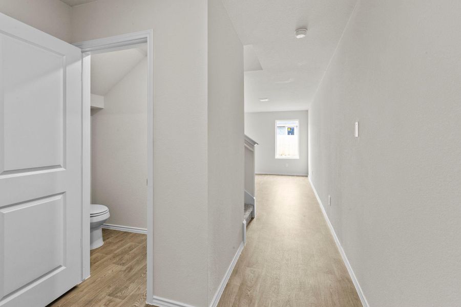 Spacious, unfurnished interior of a new home in Sunset Oaks, Maxwell (Image 28).