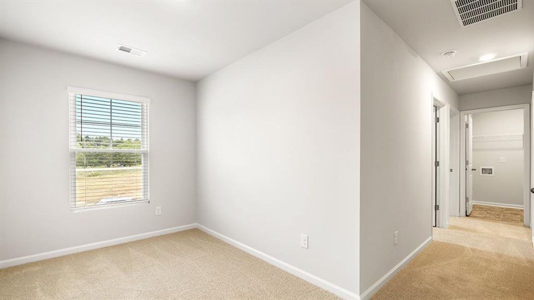 Spacious, unfurnished interior of a new home in Poplar Preserve, Newnan (Image 26).