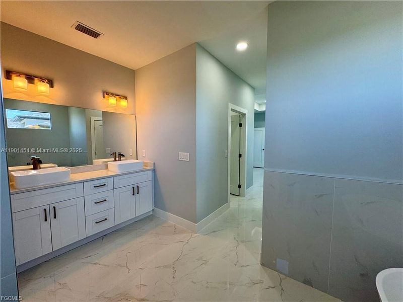 Image 29 of a home in . Image 29 of a home in .