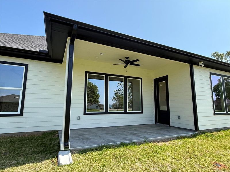 Exterior details and patio area of a home in , Livingston (Image 27).