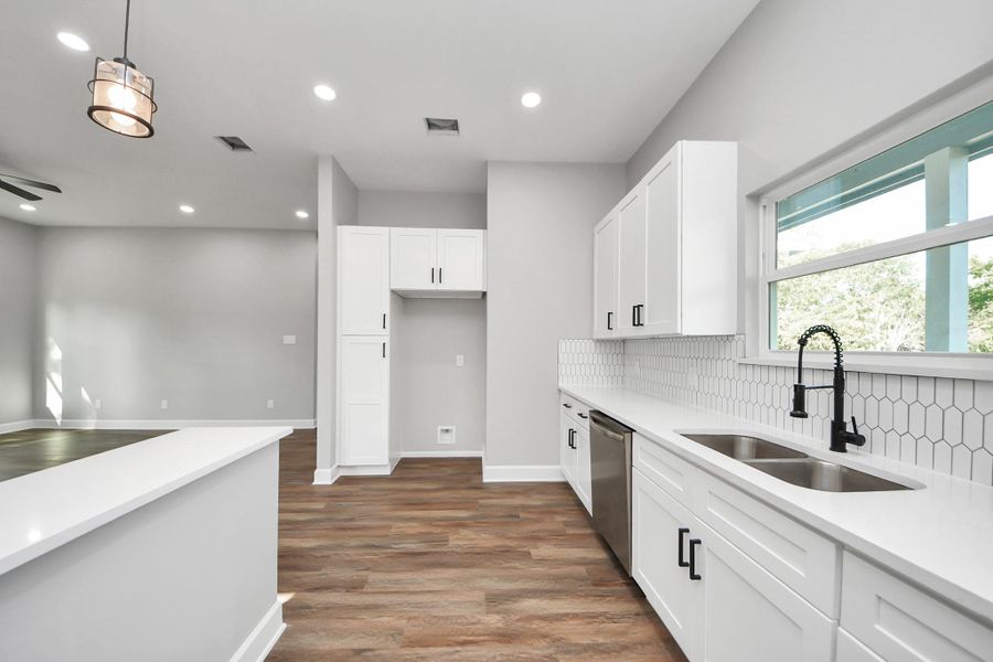 Furnished interior view inside a new home in , Houston (Image 14).