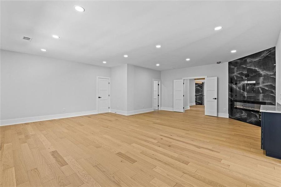 Spacious, unfurnished interior of a new home in , Loganville (Image 71).