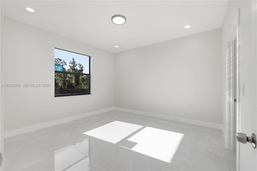 Without Virtual Staging